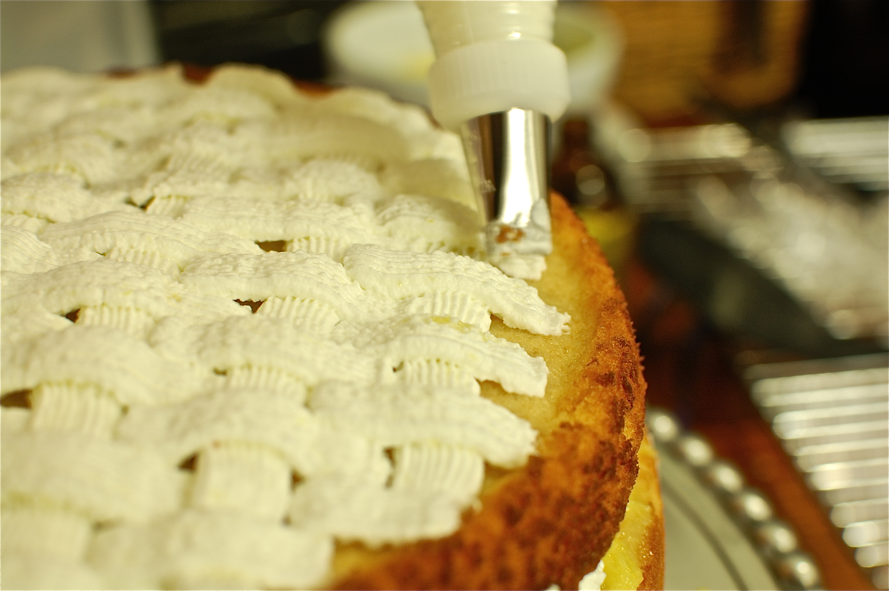 Basketweave frosting